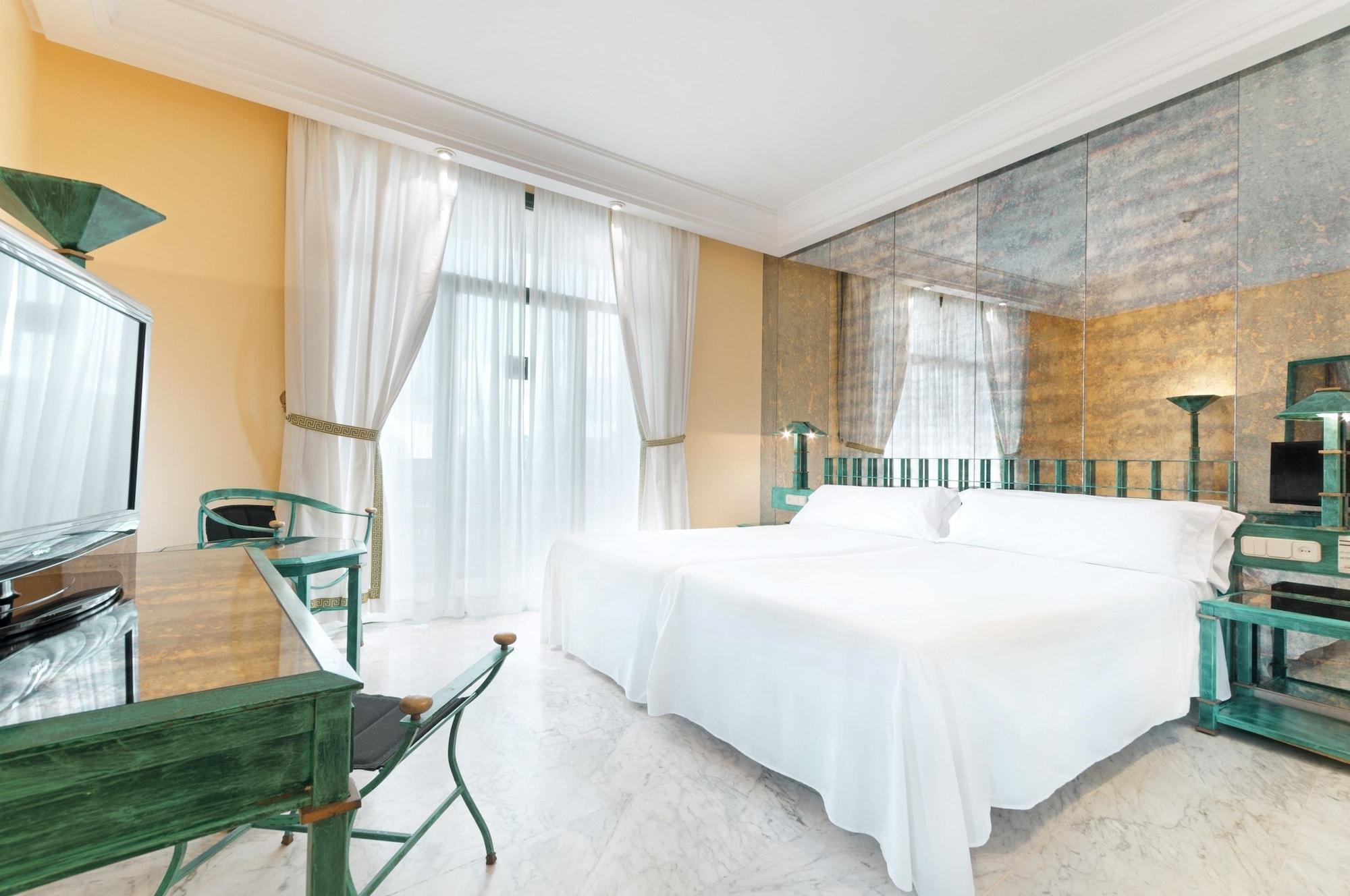 Azz Merida Medea Hotel Екстер'єр фото