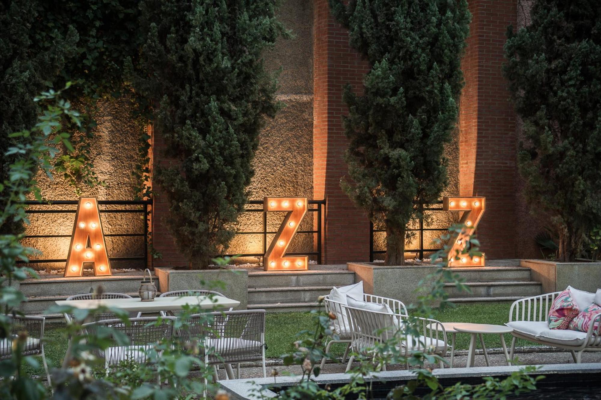 Azz Merida Medea Hotel Екстер'єр фото