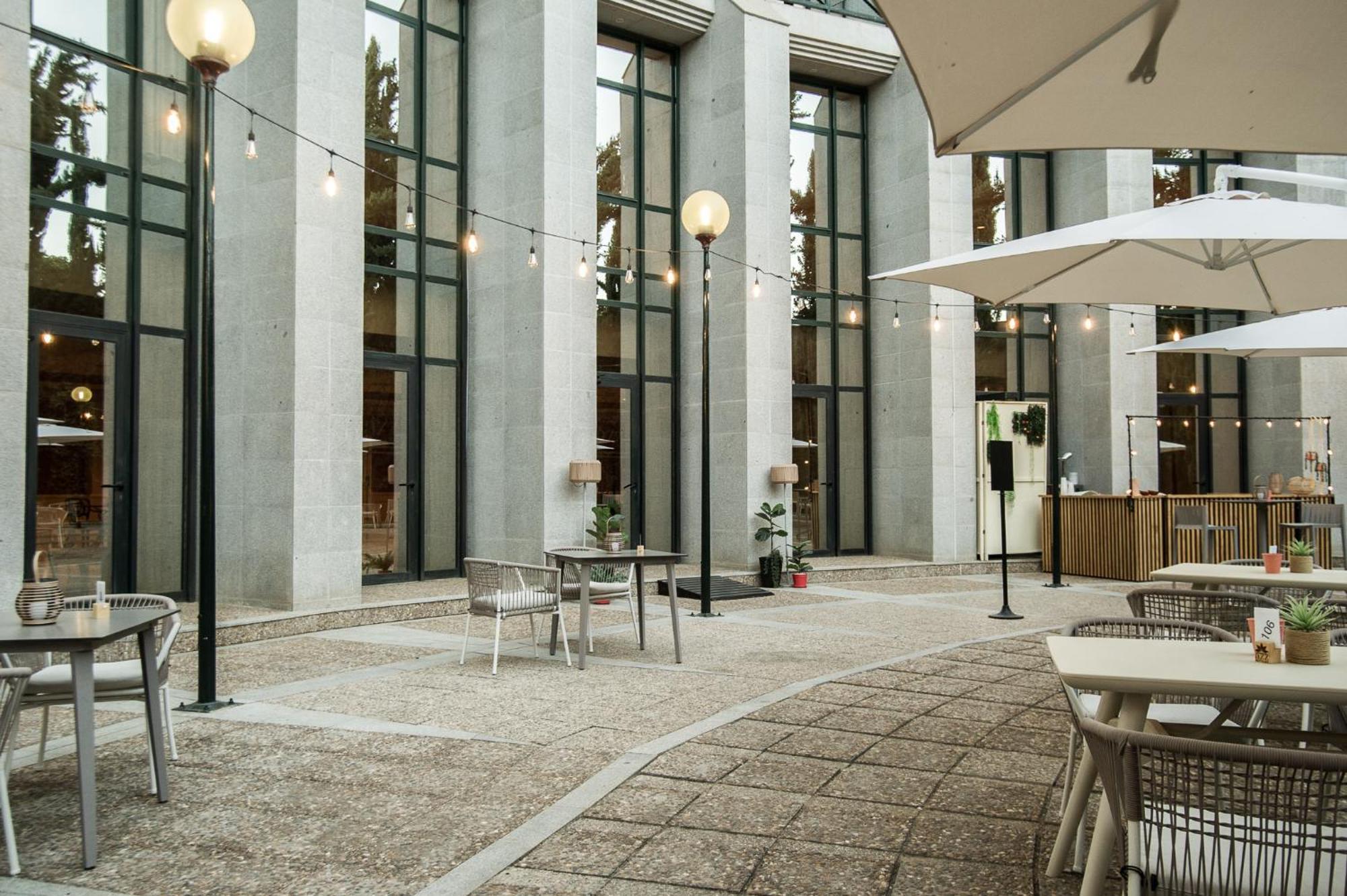 Azz Merida Medea Hotel Екстер'єр фото