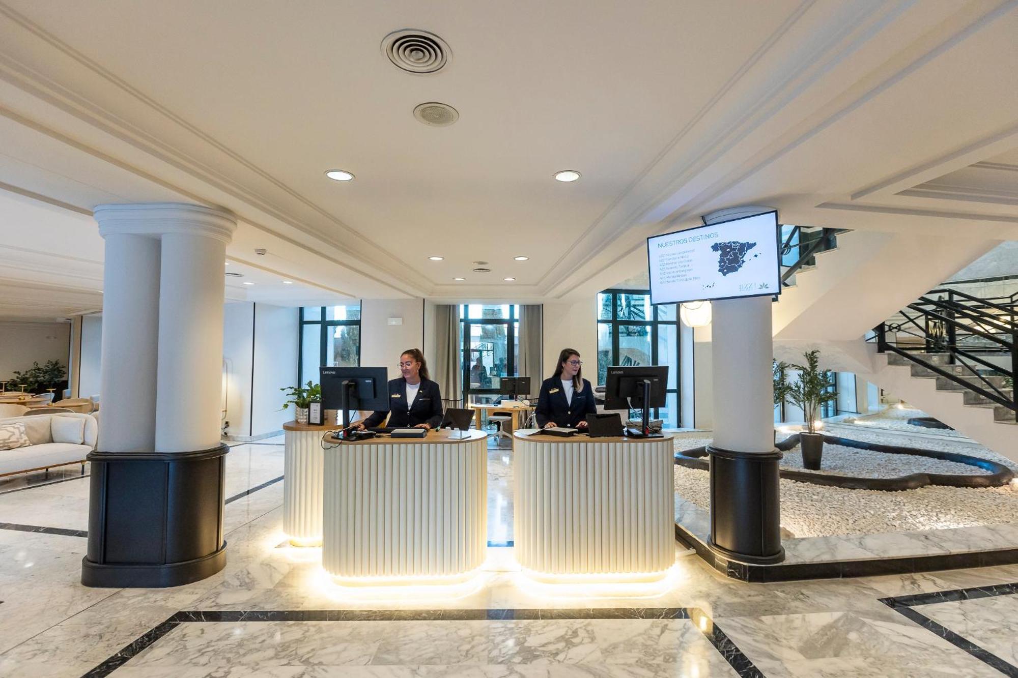 Azz Merida Medea Hotel Екстер'єр фото