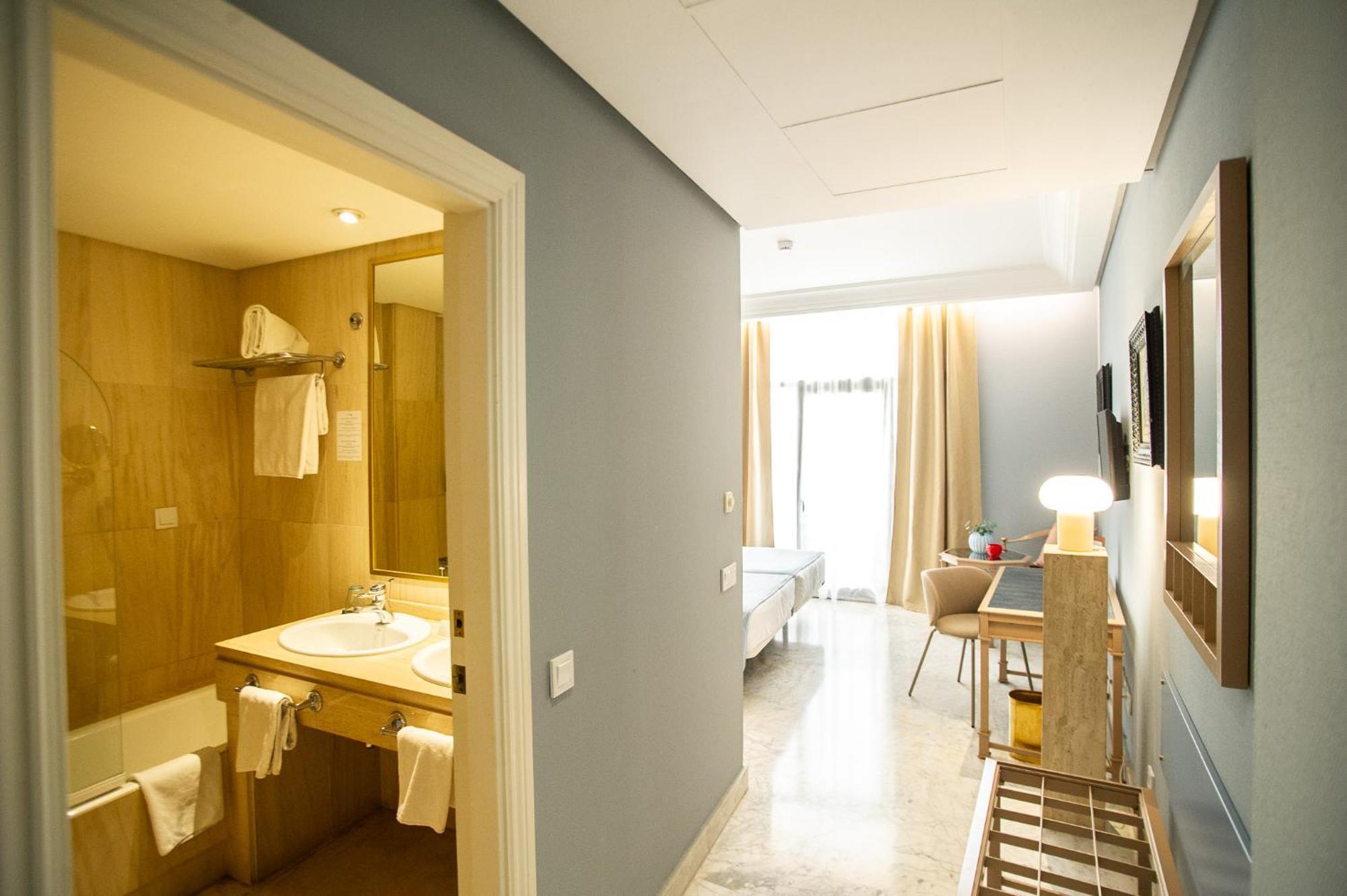 Azz Merida Medea Hotel Екстер'єр фото